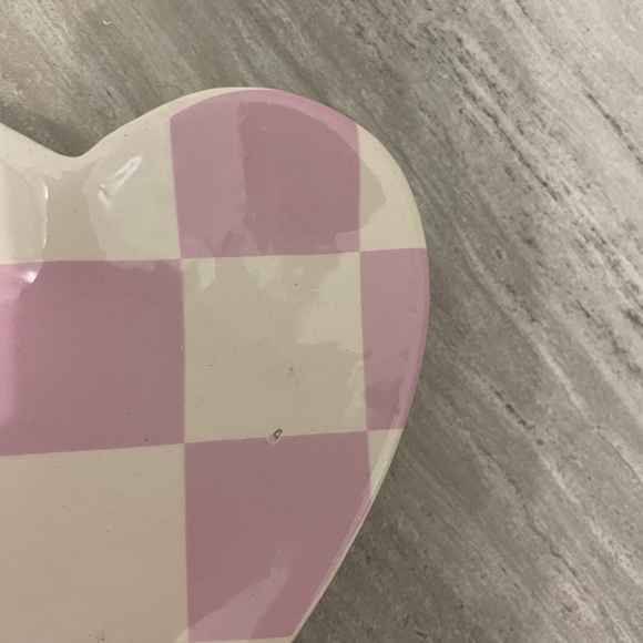 Francesca’s Dianne Lavender Heart Shaped Checkered Tray - Picture 3 of 3